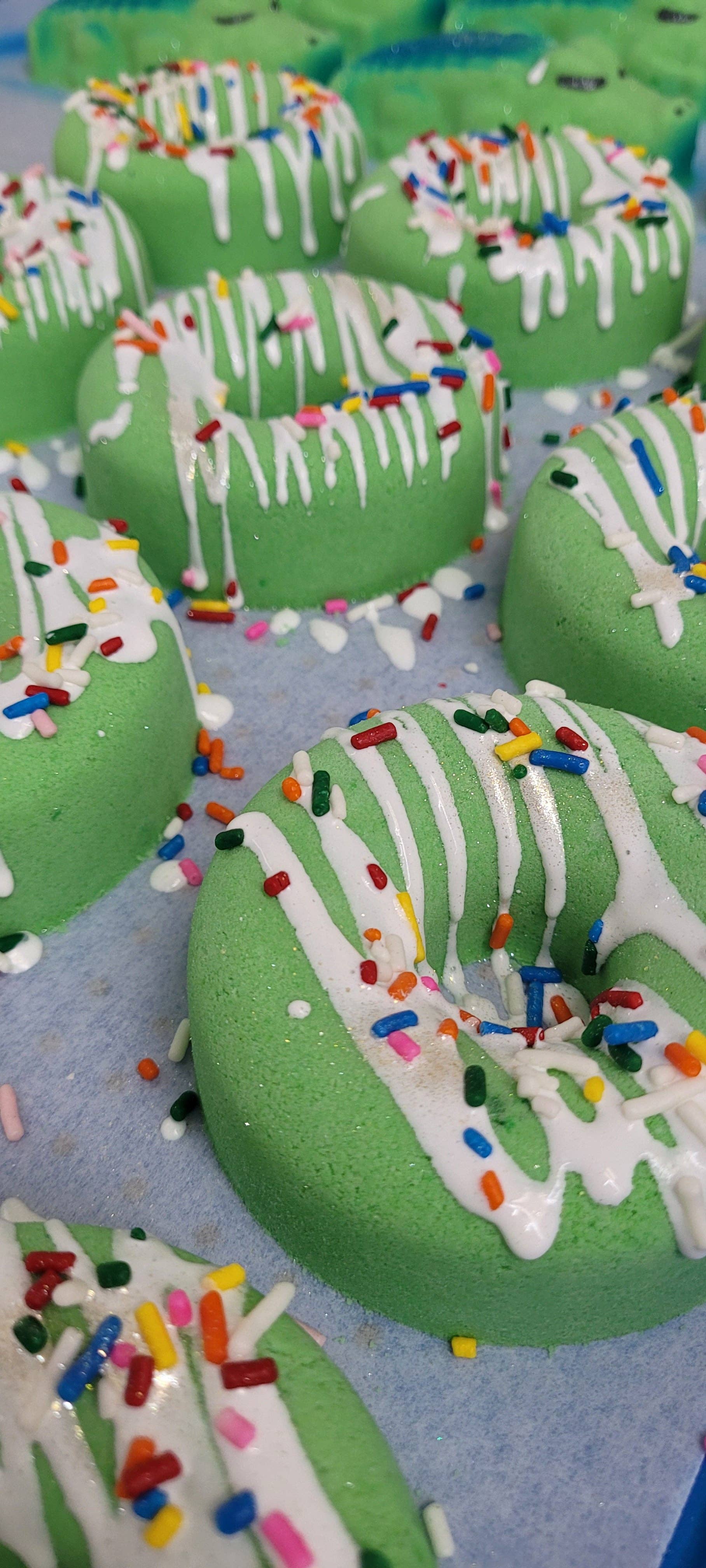 NOLA Soap Works - Wholesale Bath Bomb/Fizz - Donut Dream Bath Bombs - Get Glazed !!3