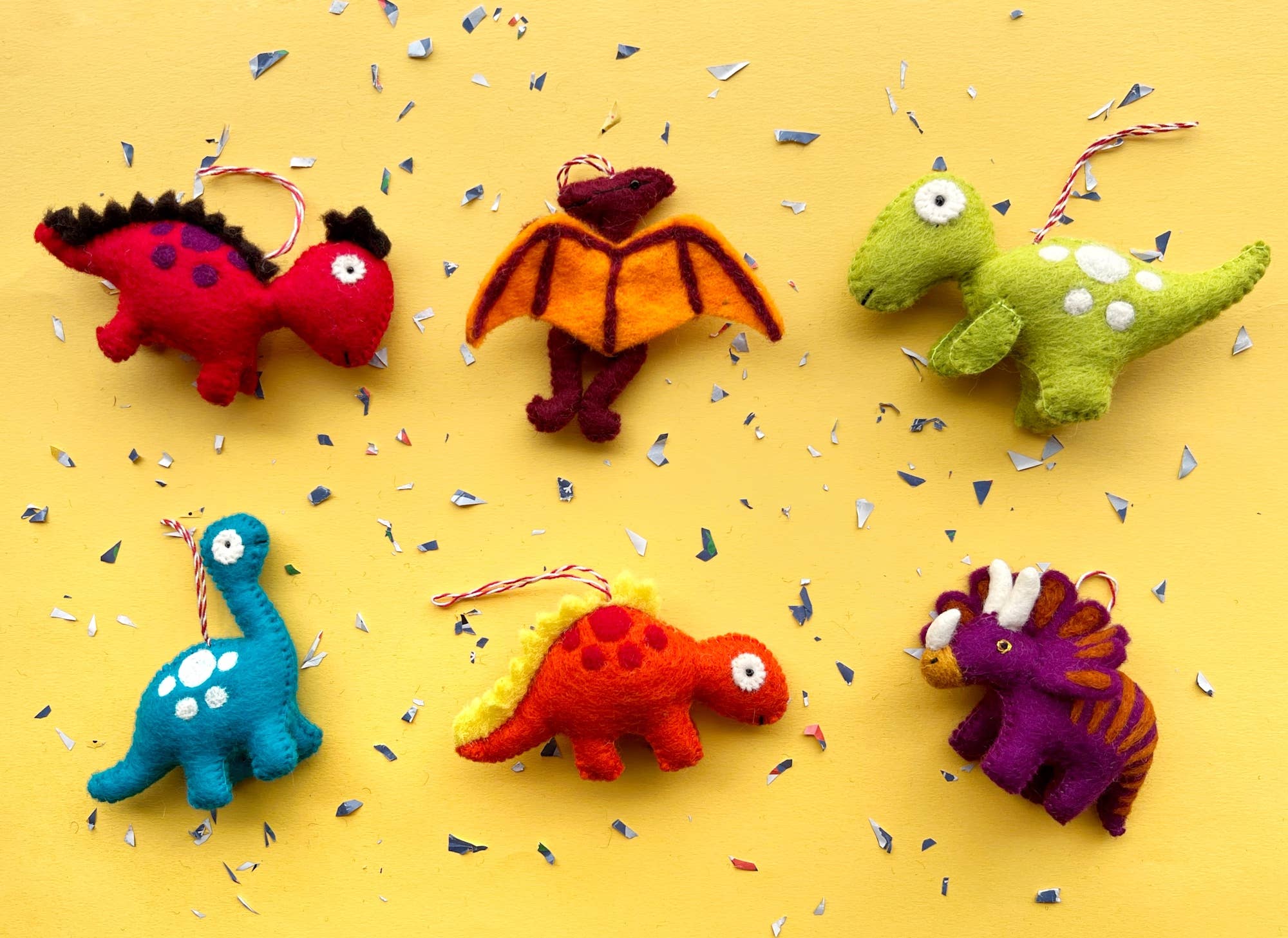 Ornaments 4 Orphans - Vente Lots de décorations - Lot de décorations de Noël en laine feutrée dinosaure1