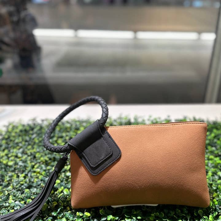 MiMi Wholesale - Wholesale Wristlet - BP204SU Faux Suede Cuff Handle Tassel Wristlet/Clutch1