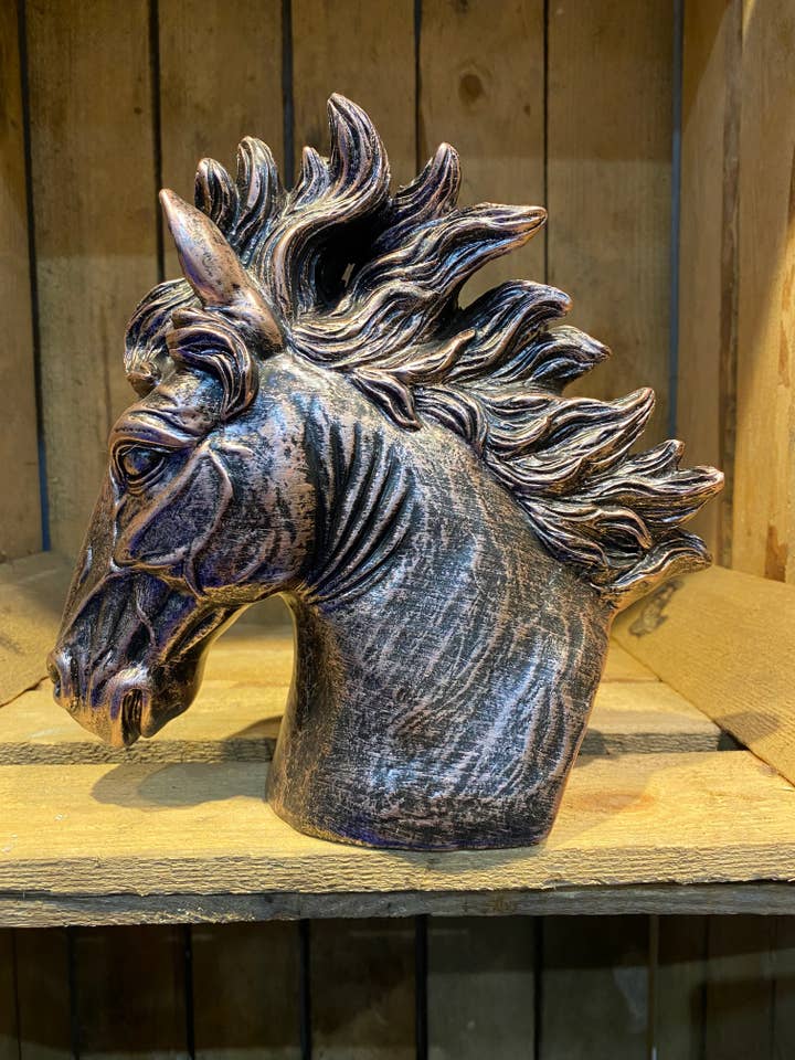 Medium Horses Head - New Bronze for wholesale by ABitQuackers