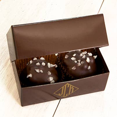 John Kelly Chocolates – wholesale Chokladkartong – Valnöt karamell kluster med Medelhavet salt Box