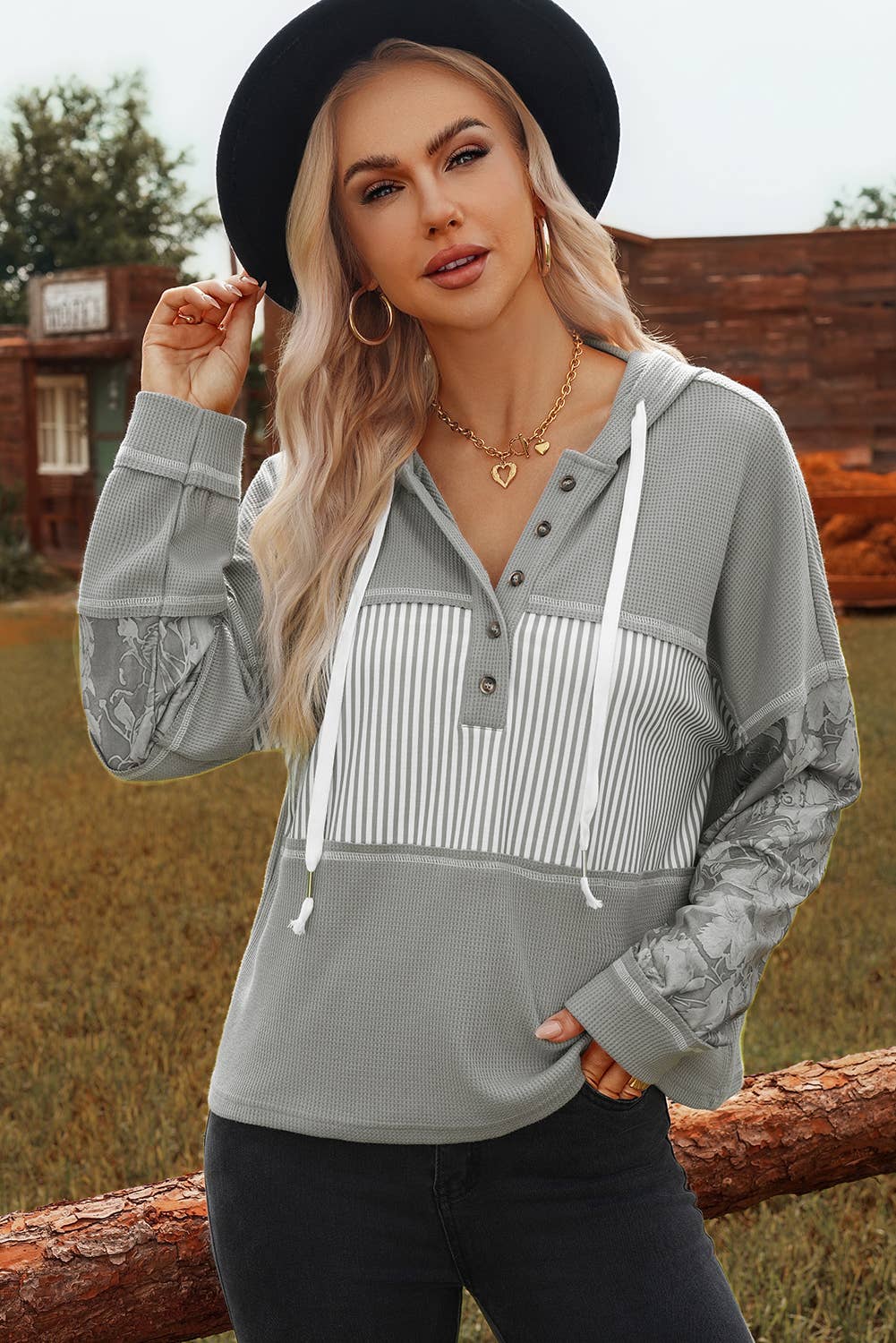 fashionworks - Vente Sweat à capuche – femme - Haut à manches longues à capuche avec cordon de serrage et motif de gaufre d'automne5