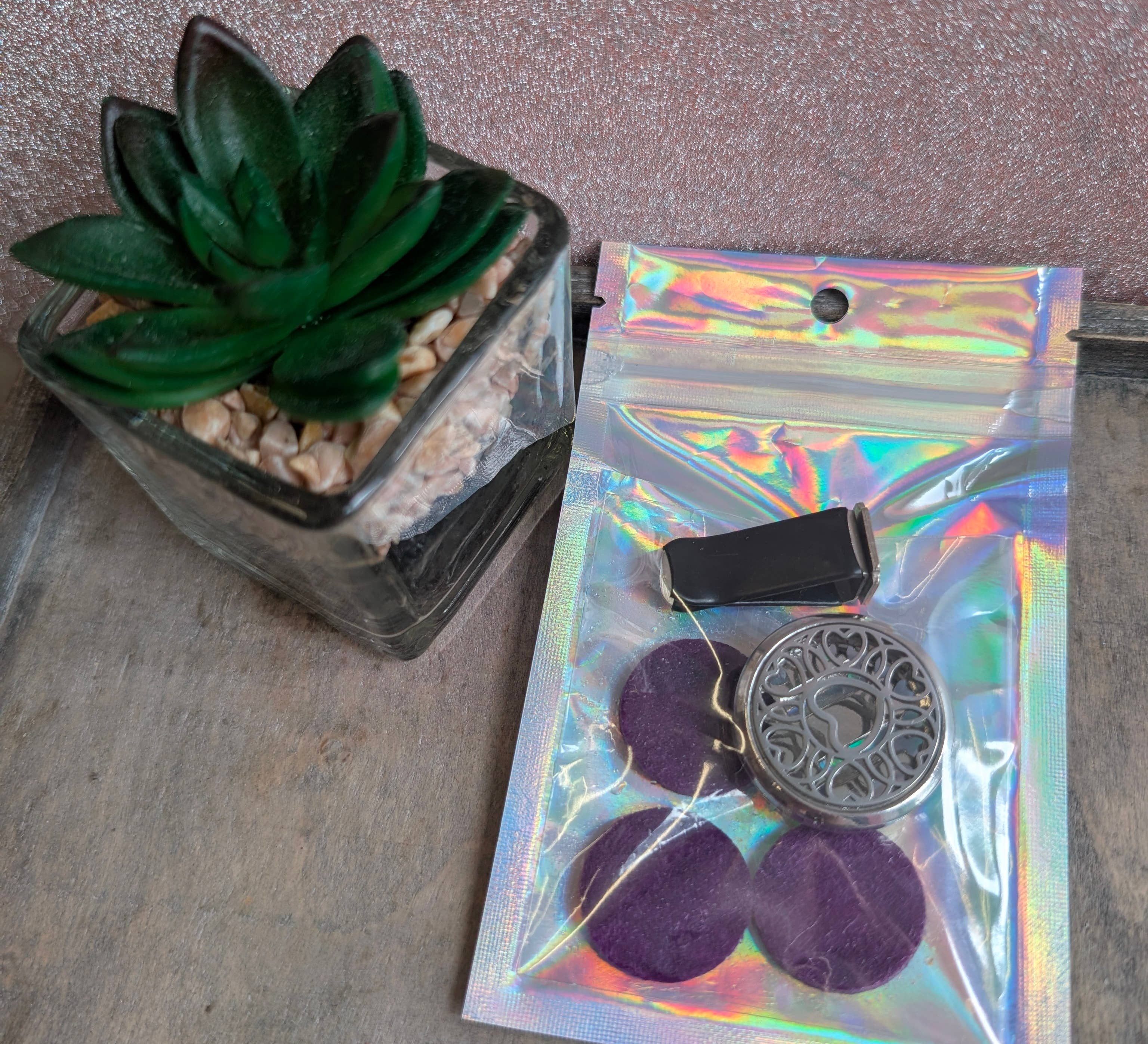 Aka Designs – wholesale Fragrance booster – Car Air Freshener Set | Tree of Life or Love Hearts Design 6