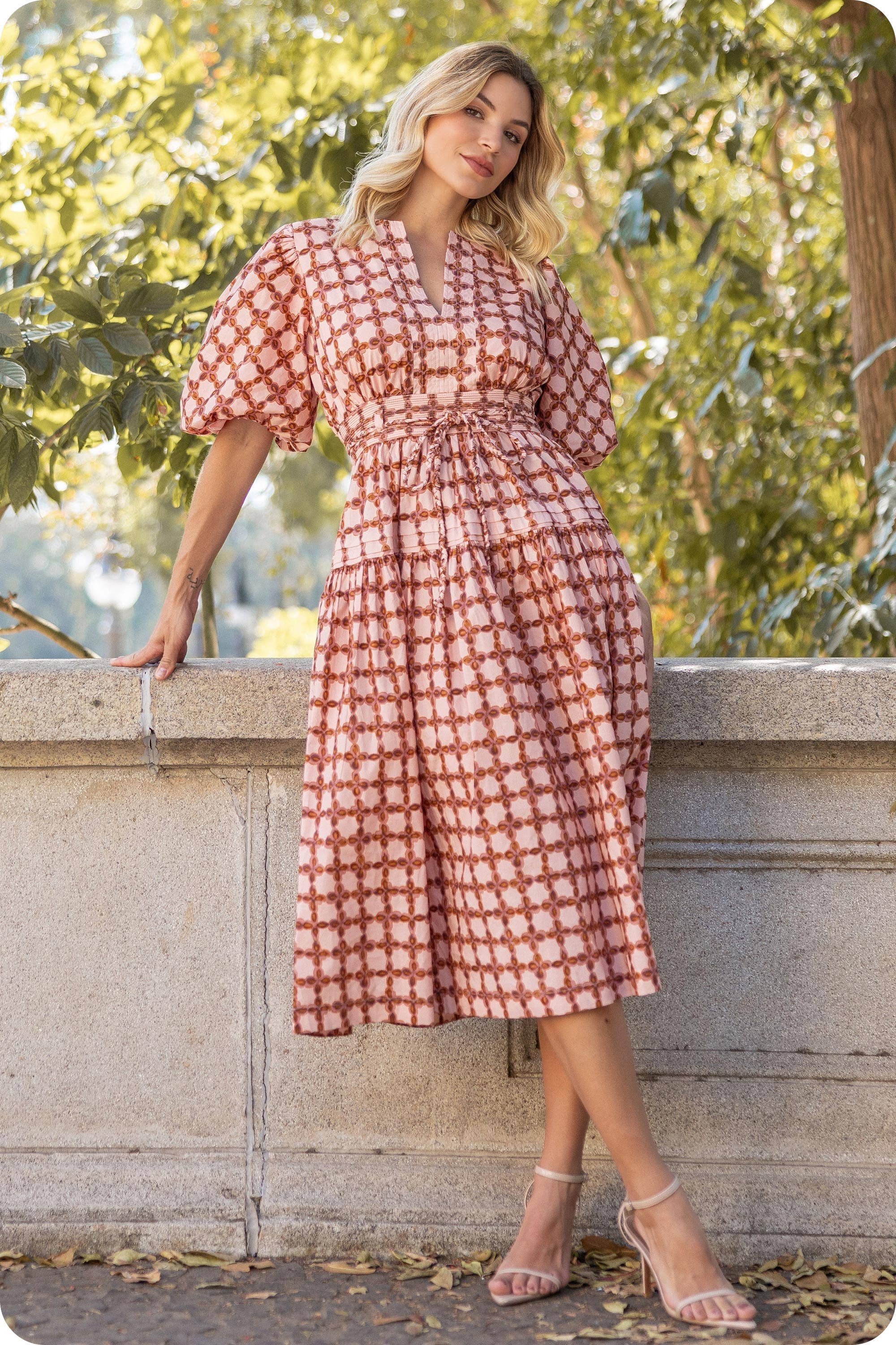 Multi Abito midi con maniche a sbuffo stampato Chainlink in vendita all'ingrosso su Faire4