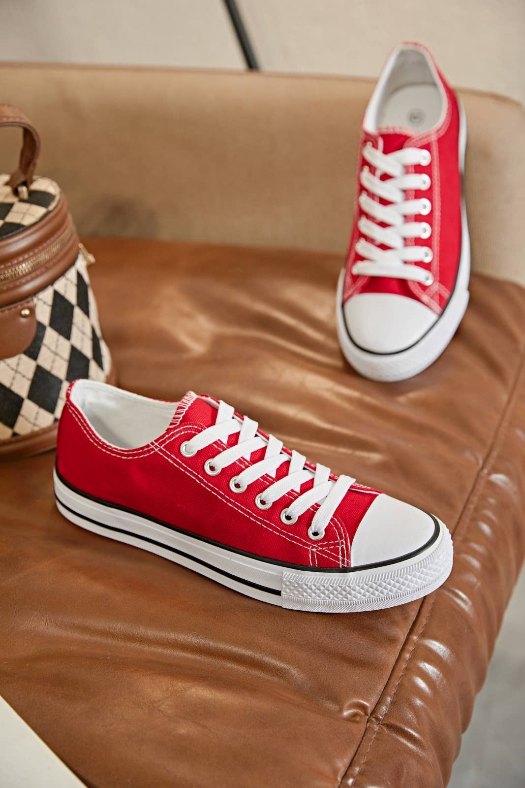 ERYNN - Wholesale Lifestyle Sneakers - Women's - lace-up sneakers - Opaline32