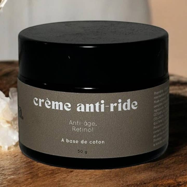 Crema antiedad con retinol para venta al por mayor de Nuraya organic cosmetics