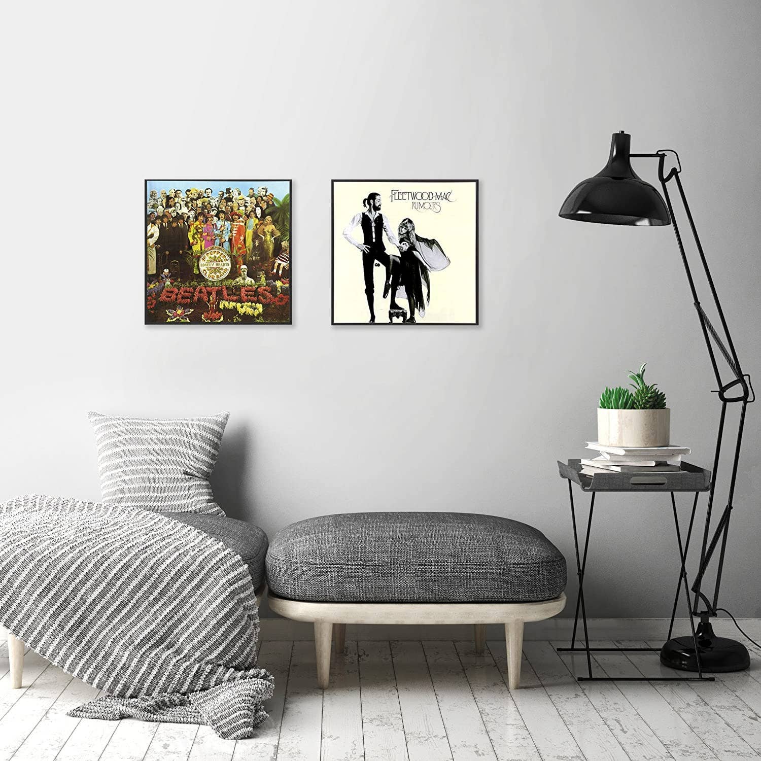 Black Americanflat Aluminum Album Frame for wholesale on Faire16