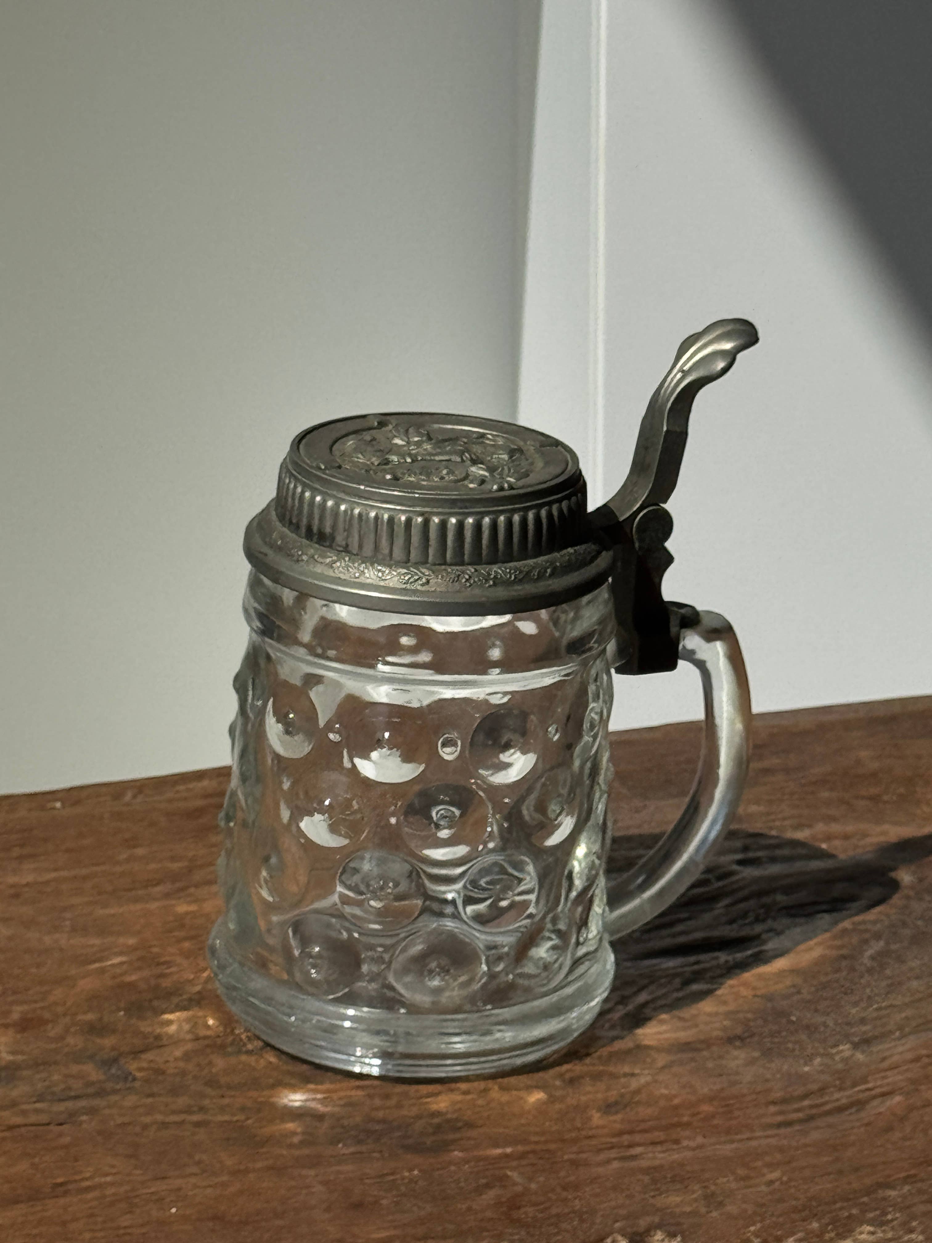 Office Objets - Wholesale Beer Glass/Mug - Alsatian beer mug with figurative pewter lid2