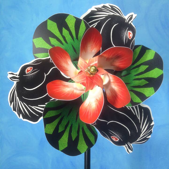 Black Stallion & Rose dubbele spin pinwheel windspinner voor wholesale door Paper Arboretum