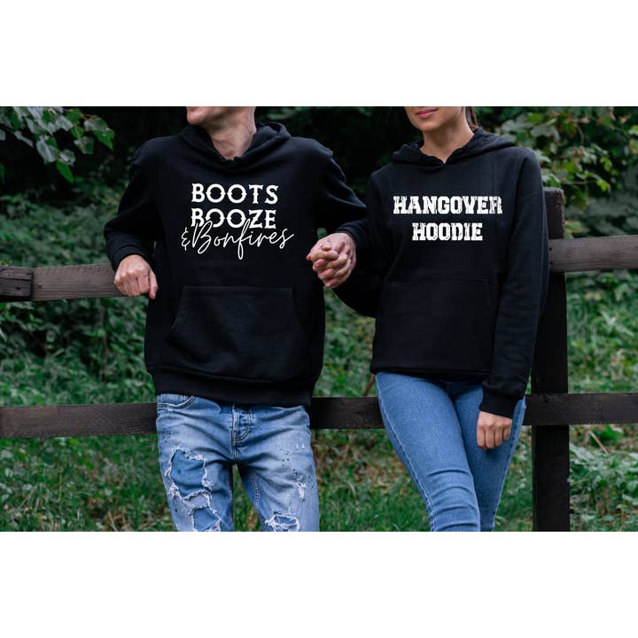 Boots, Booze & Bonfires Unisex-Kapuzenpullover für den Großhandel von Timber & Vine Co.