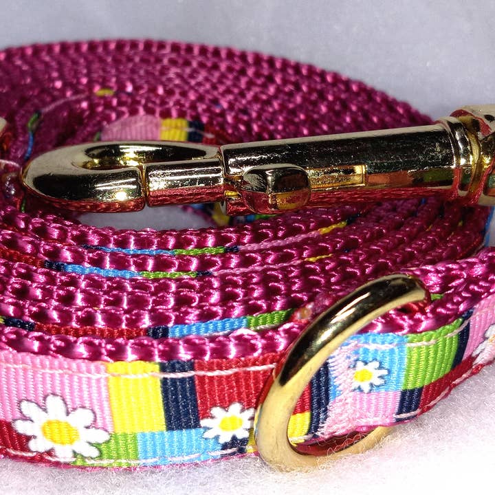 Laisse en nylon 'Spring Daisies in Pink' 1" de large pour la vente par Rocky Mountain Leashes