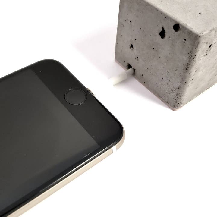 kabel indehaver. det store stop. betonblok ledning arrangøren. desktop kontor tilbehør til hjemmet eller arbejde. for engroshandel hos Your Nest Inspired