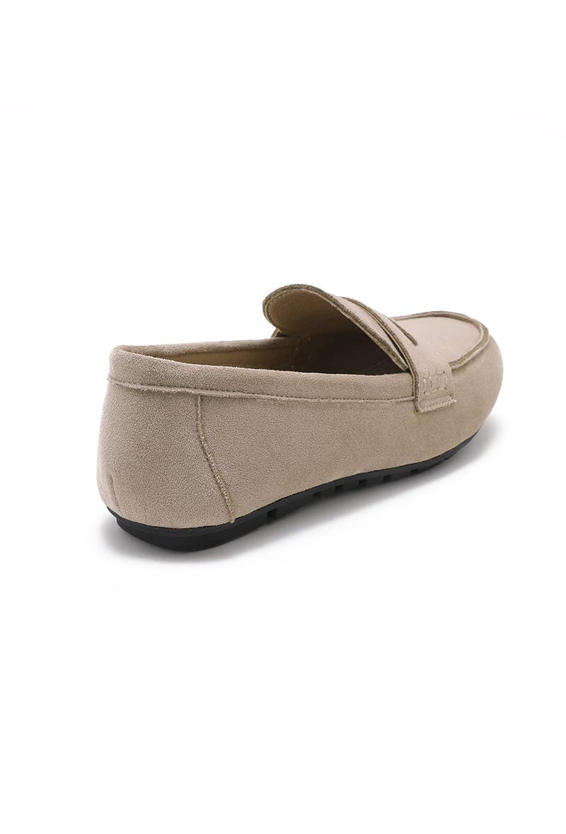 Joia Paris - Wholesale Loafers - Women's - Loafers with strap and visible stitching H8-965M9