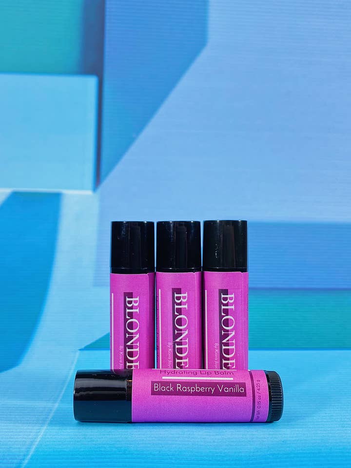 Baume à lèvres noir framboise vanille pour la vente par Blonde By Kiara Joyce