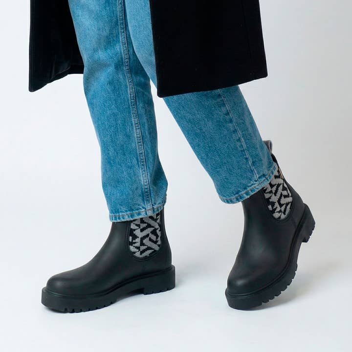 Boot Woman Nazca Lines of Legacy for wholesale by WIRA PLANET, S.L