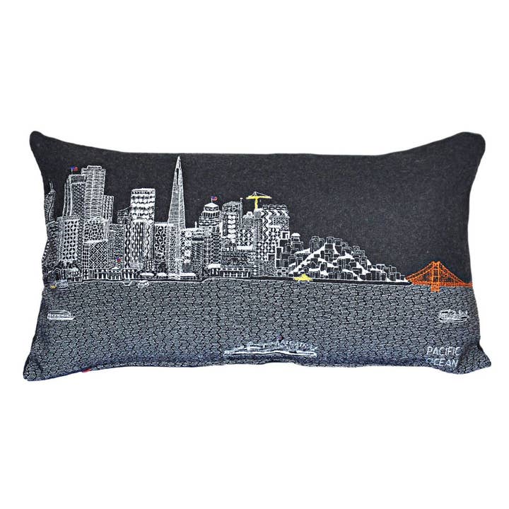 Beyond Cushions Corporation - Venta al por mayor Cojín decorativo - Almohada Prince San Francisco de 61 x 35,5 cm.1
