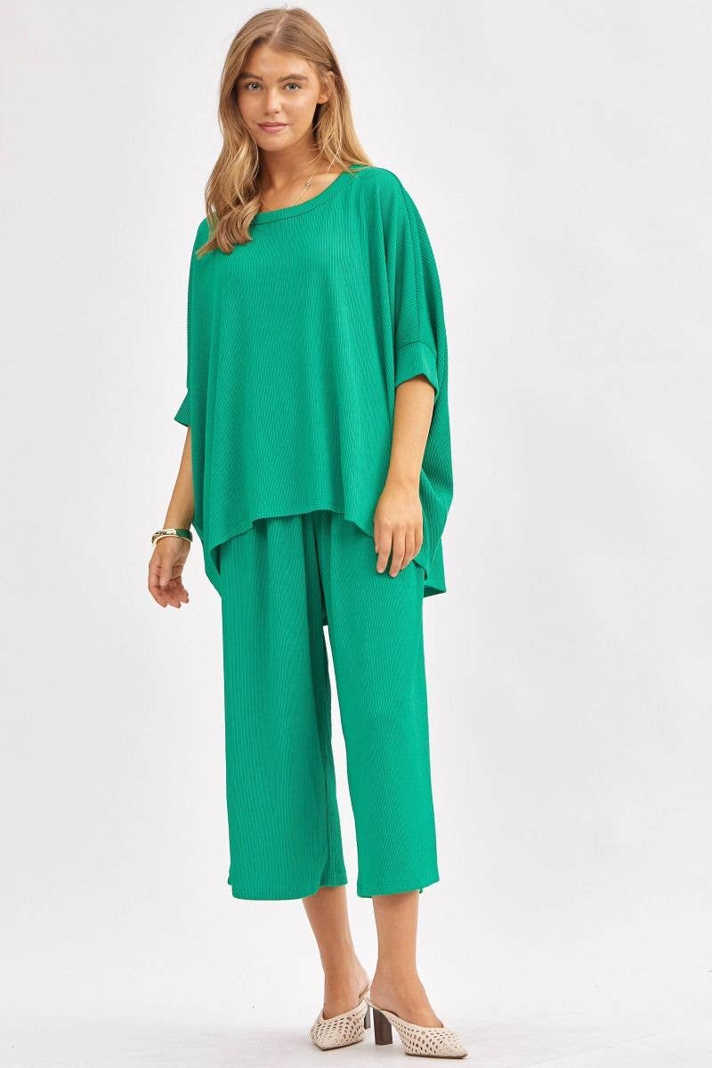 Dear Scarlett – Engroshandel Top- og buksesæt (IKKE Loungewear) - Dame – Solid Bluse + Bred Ben Sæt TRVSET-BALI19