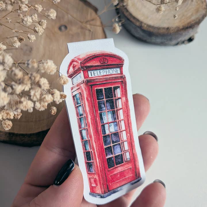 Marque-page magnétique cabine téléphonique britannique. Marque-page cadeau de Londres. pour la vente par DailyStickersUK
