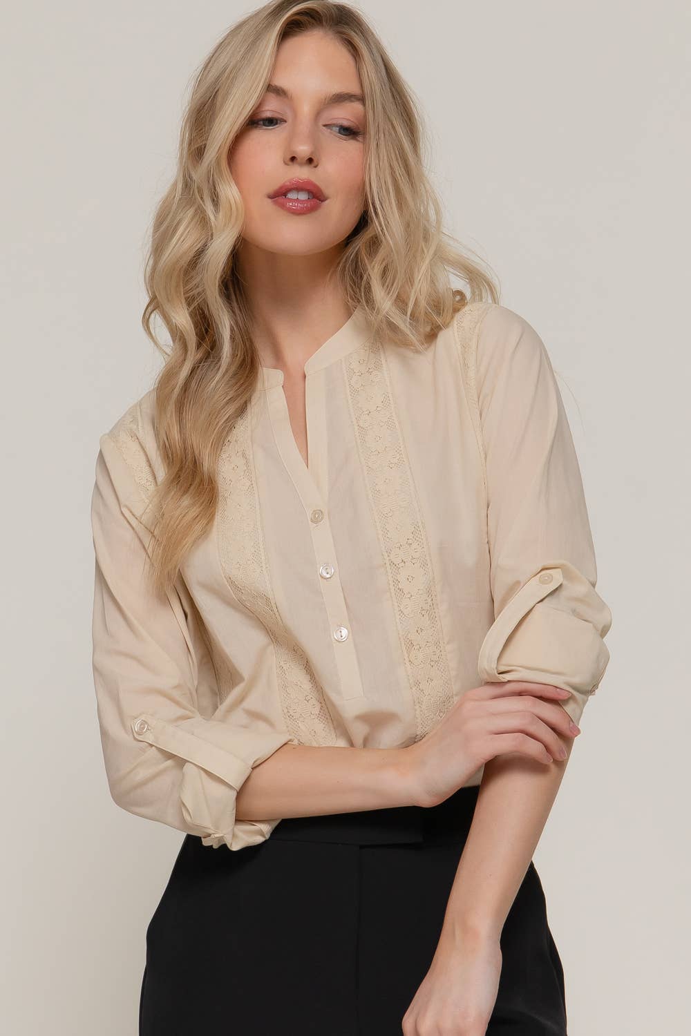 Active Basic | Active USA - Venta al por mayor Blusa - Mujer - Blusa tejida con panel de encaje y manga larga15