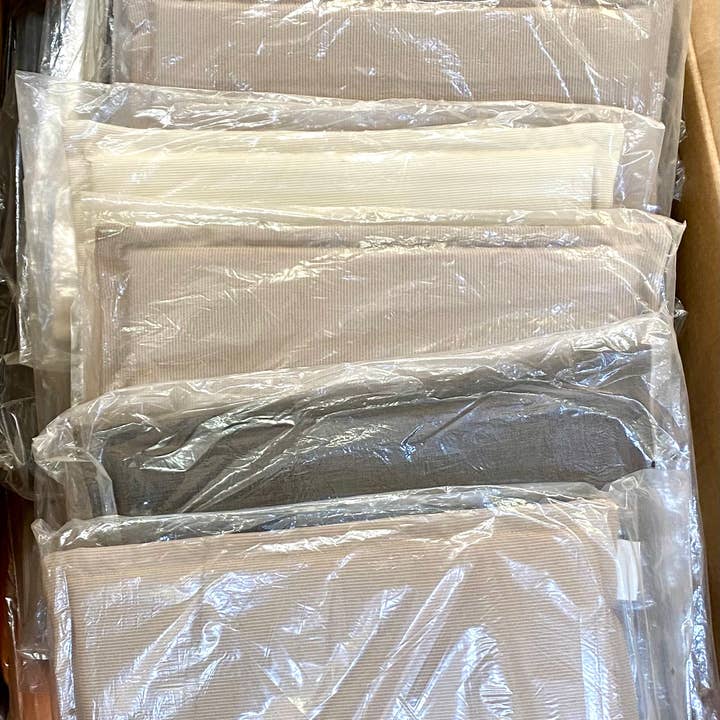 Salzmann Restwaren GmbH - Venta al por mayor Cojines para sillas - Cojín de asiento para exteriores Dedon, cojín para muebles de jardín