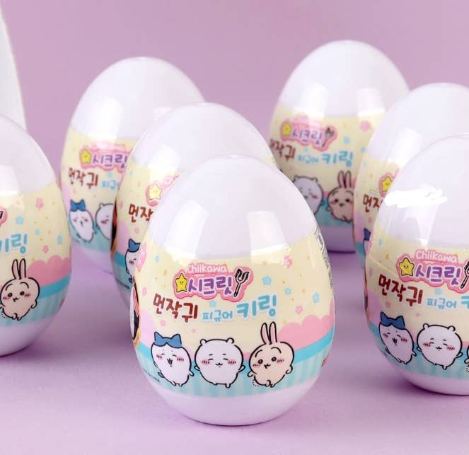 K-Wonderland - Venta al por mayor Llavero - Mujer - ¡Reposición! Caja de cápsulas aleatorias de llaveros con figura de Chiikawa4