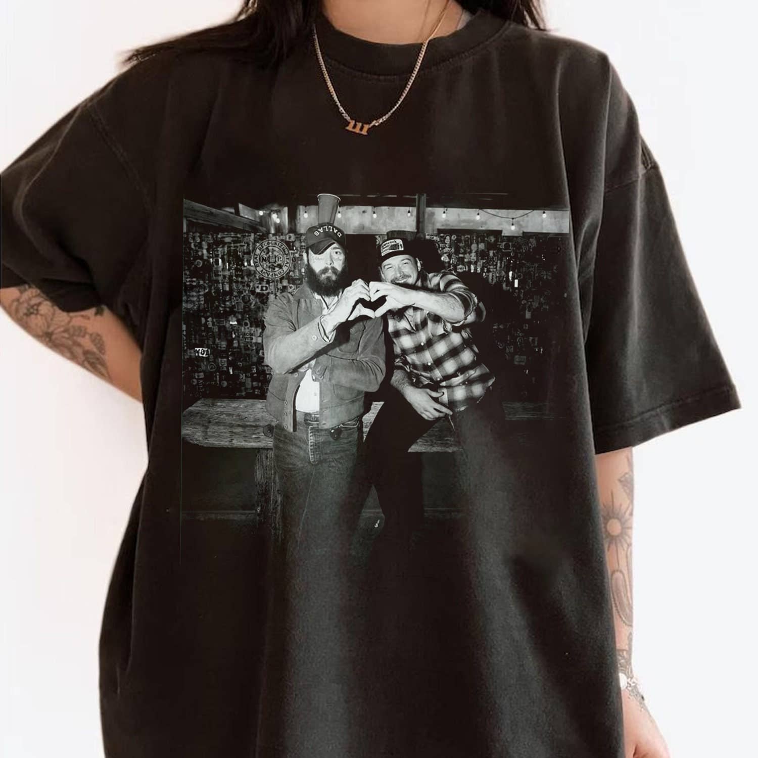 TheKingShirt - Wholesale Screen Printed T-Shirt - Women's - I Had Some Help Posty Wallen Comfort Shirt - Country Tee3
