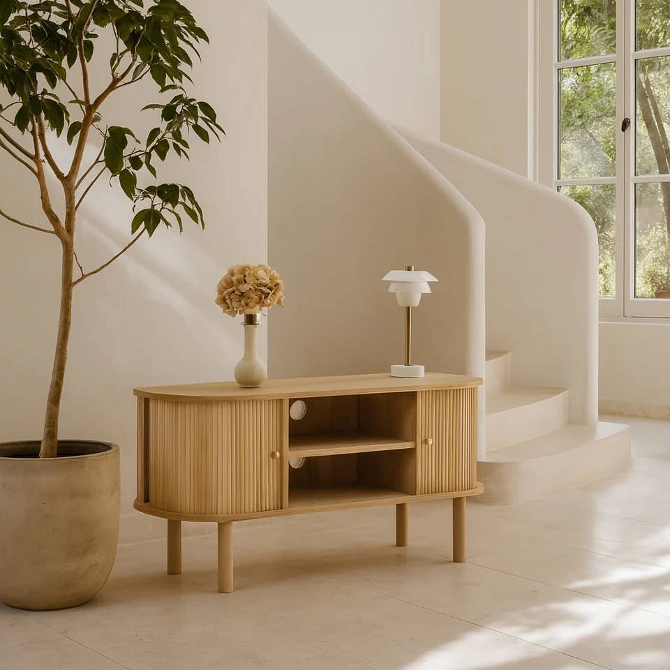 Now's Home - Vendita all'ingrosso Consolle - Mobile Porta TV Hector in legno di pino naturale con ante scorrevoli 110x39x55 cm1