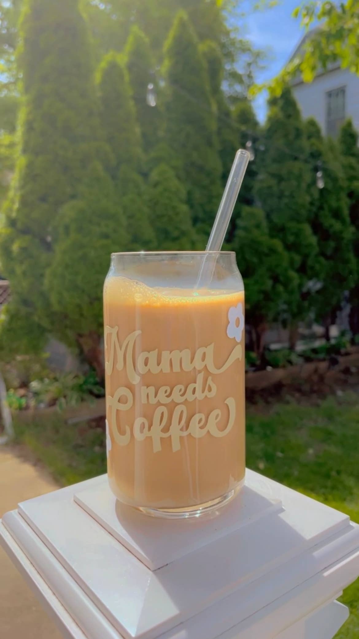 Pink pretty designs – wholesale Drinking glass/cup – Mama needs coffee can glass4