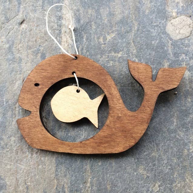 Cornish Whispers – wholesale Wall Accent – Wooden Whale Decoration0