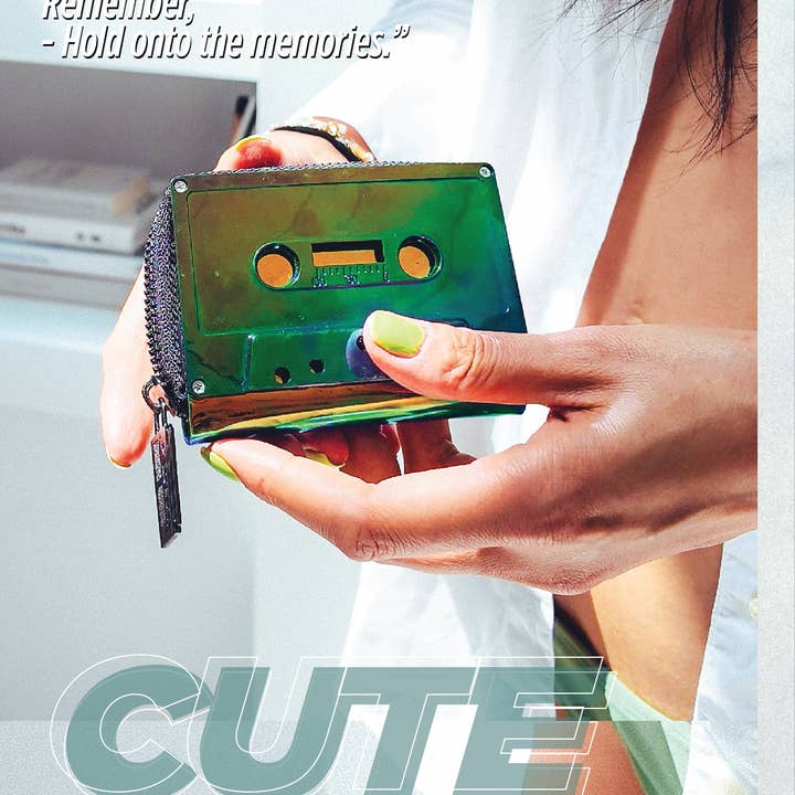 Fydelity - Wholesale Wallet - Unisex - 70270 Small Womens Cute Wallet Retro 80 Cassette Tape Purple
