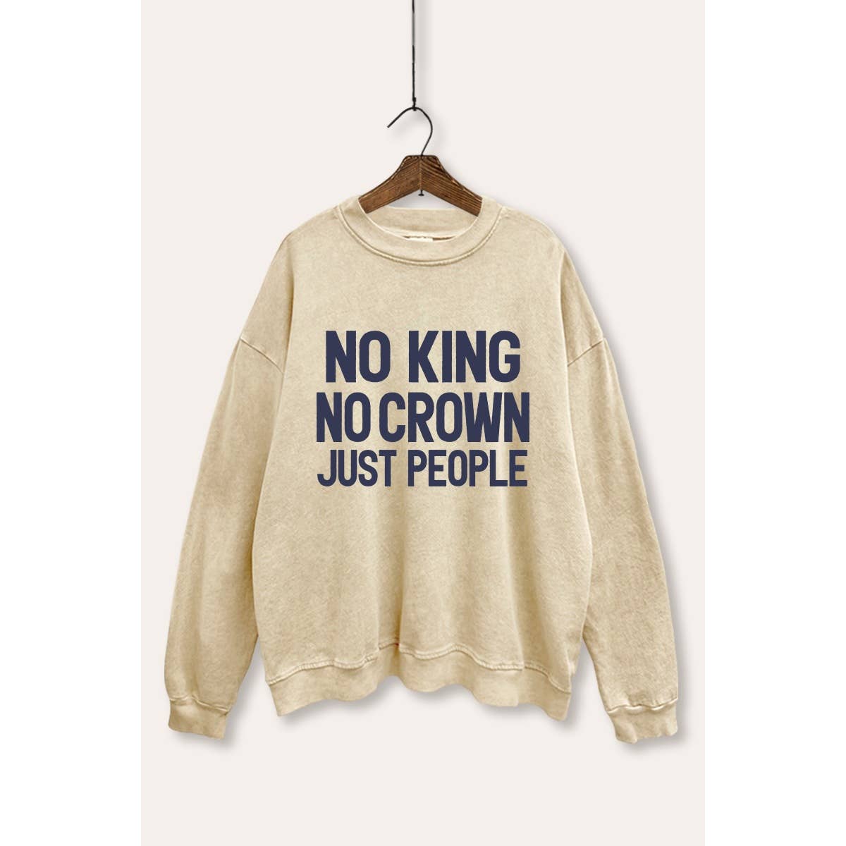 VINTAGE POINT USA - Wholesale Graphic Sweatshirt - Women's - NO KING NO CROWN MINERAL WASH GRAPHIC SWEATSHIRT15
