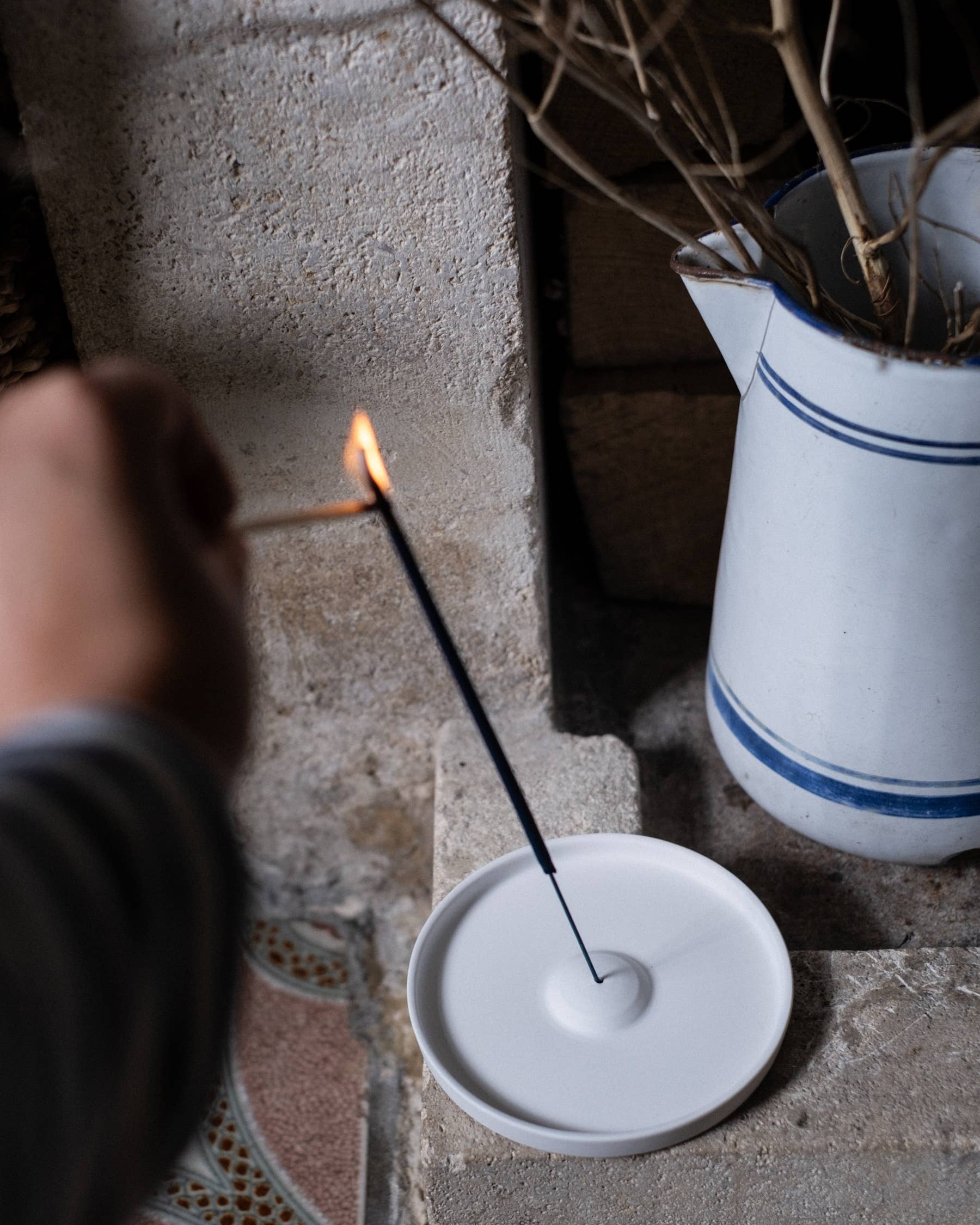 Heaven Scent Incense Ltd - Wholesale Incense - Incense Stand for 50 aromas1