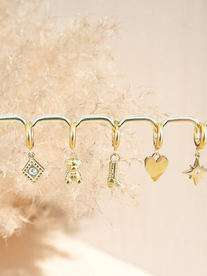 Argola créole única 13 mm - aço inoxidável dourado por atacado de Innaya