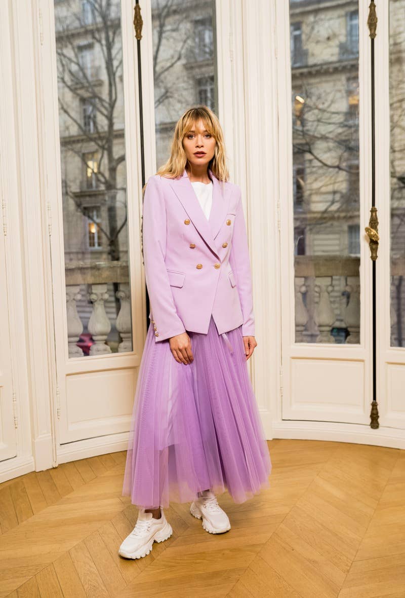 Attentif Paris - Wholesale Blazer - Women's - [Timeless] Fitted double-breasted blazer with gold buttons46