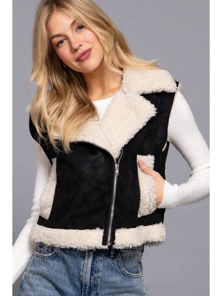 Vanilla Monkey - Wholesale Outerwear Vest - Women's - Faux Suede Inner Fur Zip Up Vest