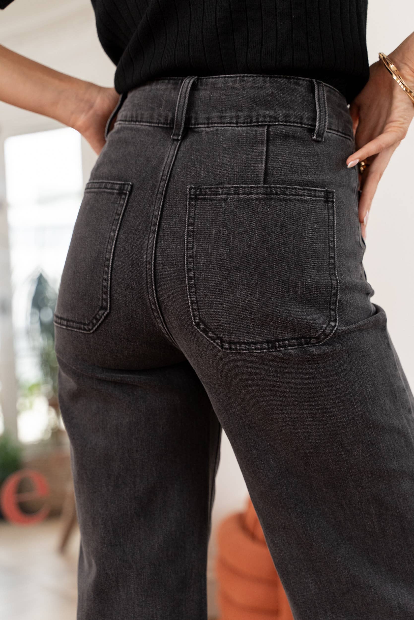 Oraije Paris - Vendita all'ingrosso Jeans - Donna - Jean Violette a campana13