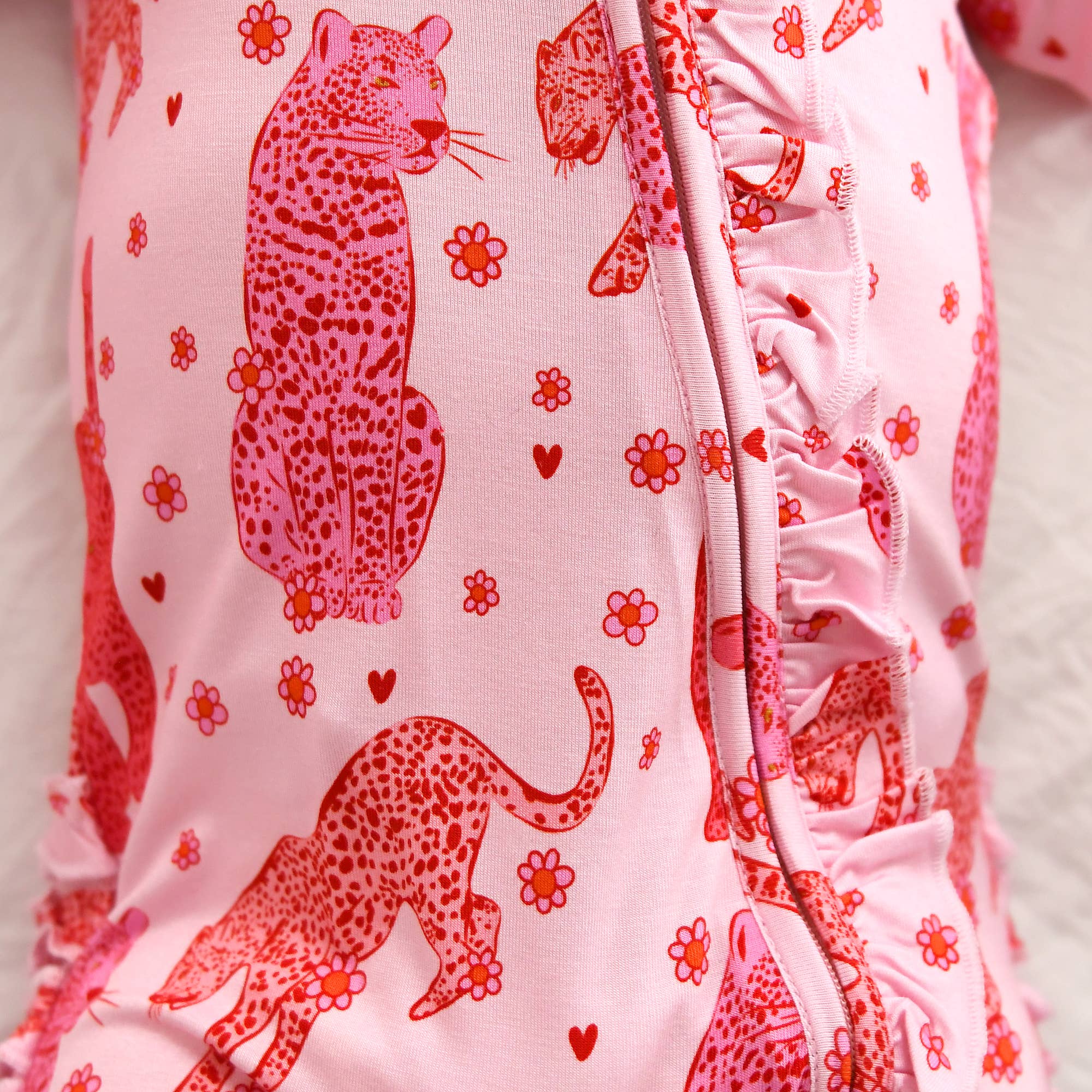 Gigi and Max – Engroshandel Romper - Baby – Cambrie RUFFLE ZIP Valentinsdag Bambus 1ST To-vejs Lynlås15