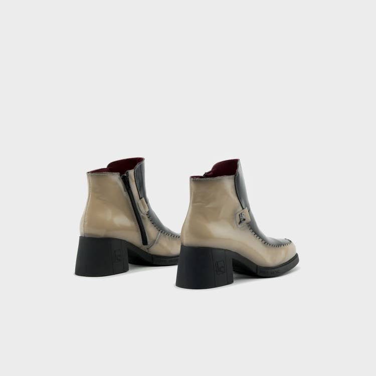 Jose Saenz - Wholesale Booties - Women's - Candela ankle boot in sand and black leather2