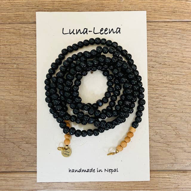 Luna-Leena  - handmade in Nepal - Wholesale Phonecase Strap - phone cord black wood beads - L140cm - from Nepal4