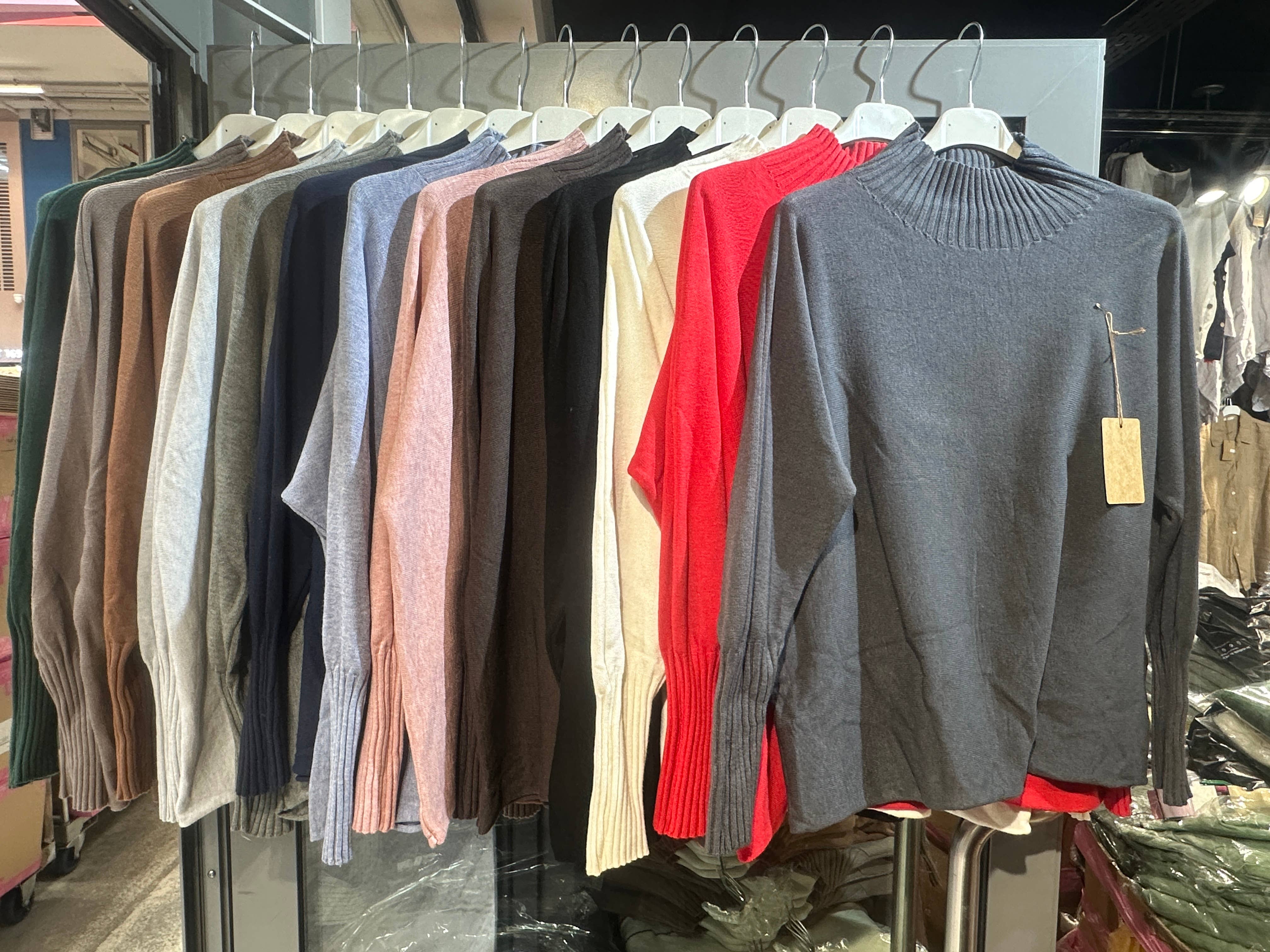 LÉA & LUC - Wholesale Pullover-trui - Dames - Trui met hoge hals REF. 612331