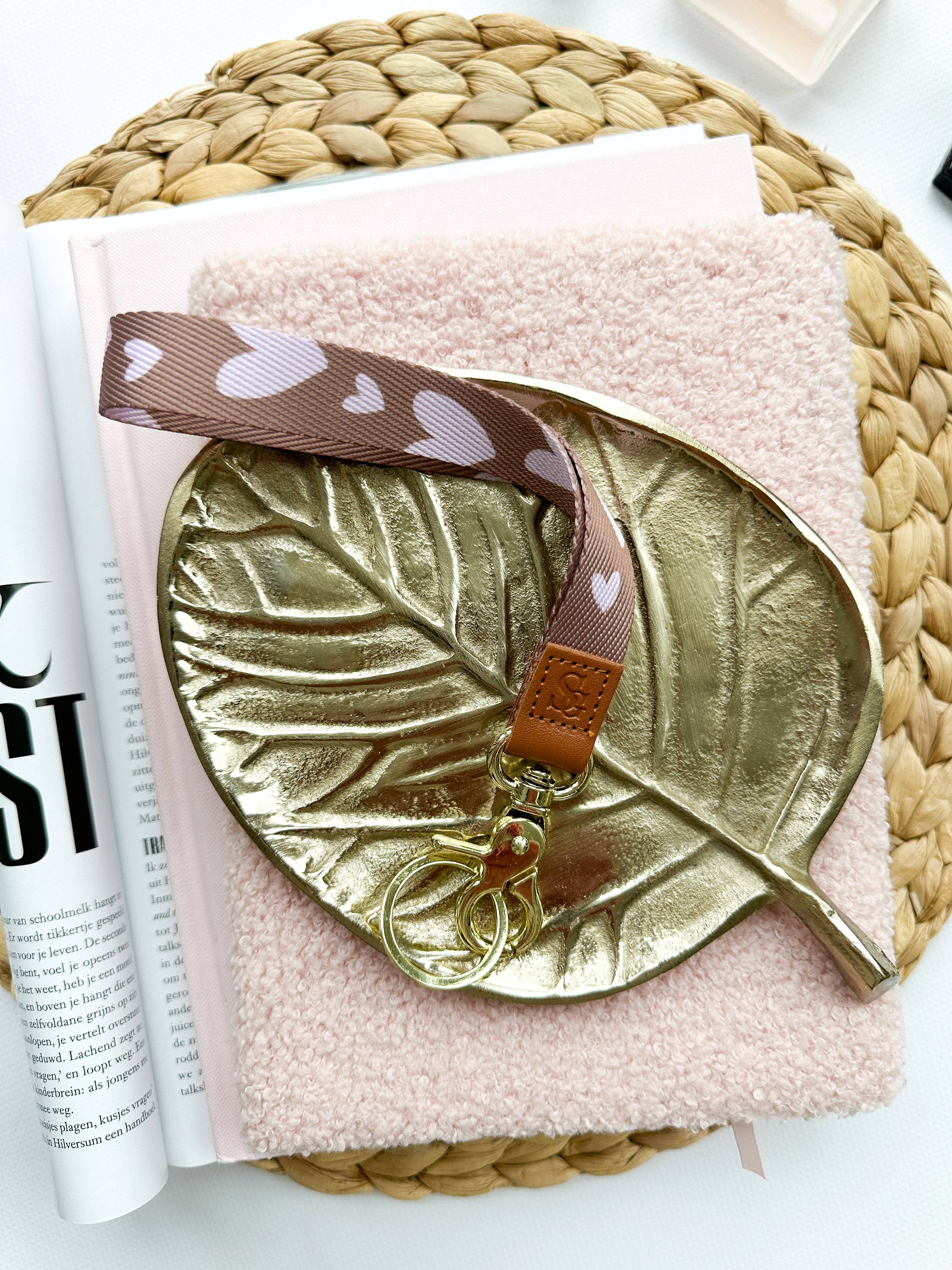 STATIONERY & GIFT - Venta al por mayor Llavero - Mujer - Cordones | Corazón marrón1