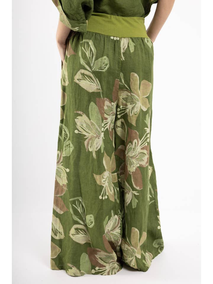 Shyloh - Wholesale Pants - Women's - Wide-leg pants with elastic waistband and floral print, 206595