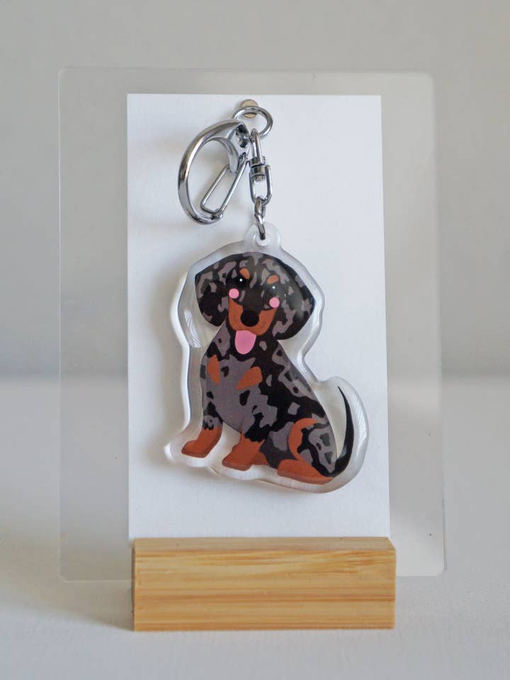 Porte-clés en époxy Teckel pour la vente par kiwi & WILLOW