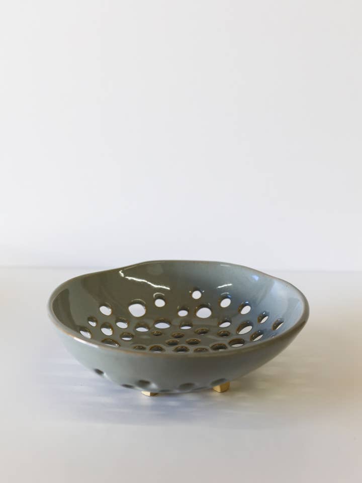 Newland Colander | Waterfall for wholesale by Glazed Garage