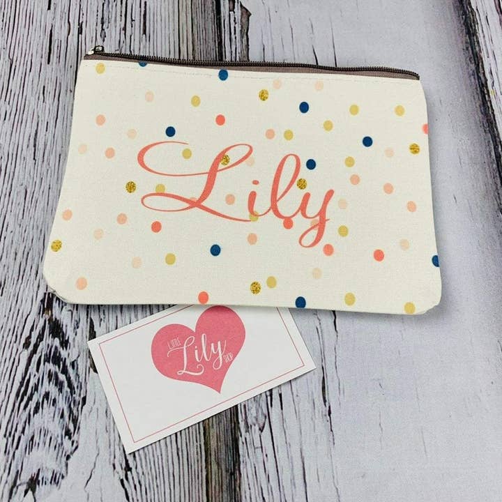 Personalisierte Schminktasche - Individueller Namensdruck für den Großhandel von Little Lily Shop