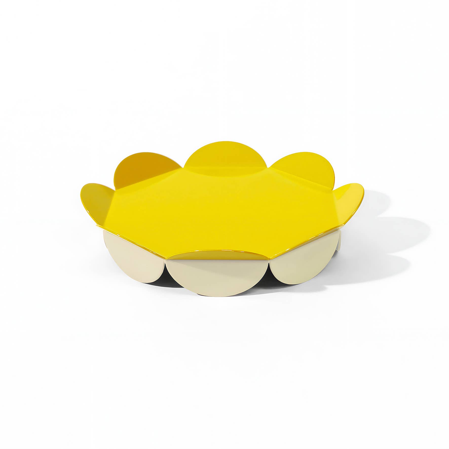 ISUWA - Wholesale Cake Stand - Flower Serving Stand M  – Sculptural & Glossy6