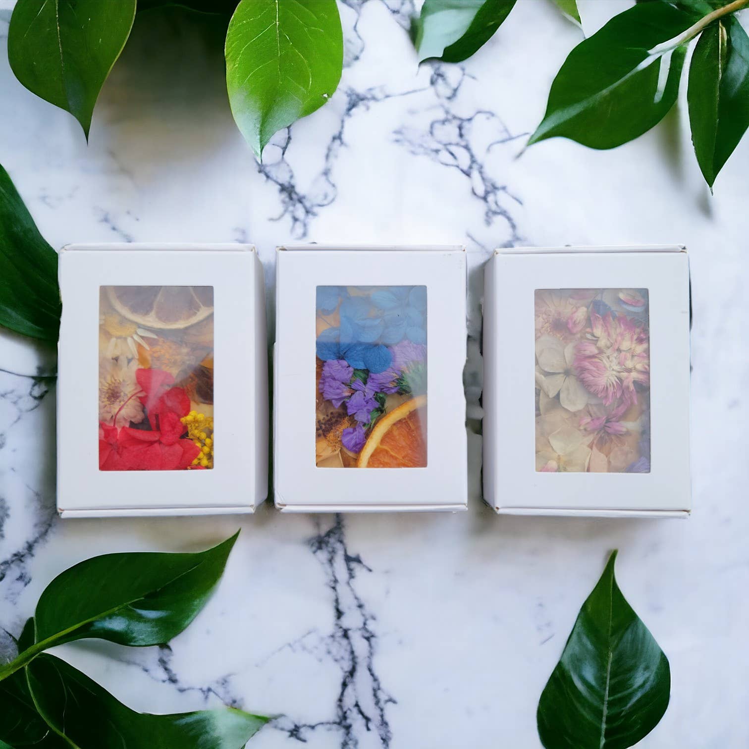 FlorBody - Venta al por mayor Pastilla de jabón - Jabón natural artesanal de leche de cabra con flores prensadas - 113 g5