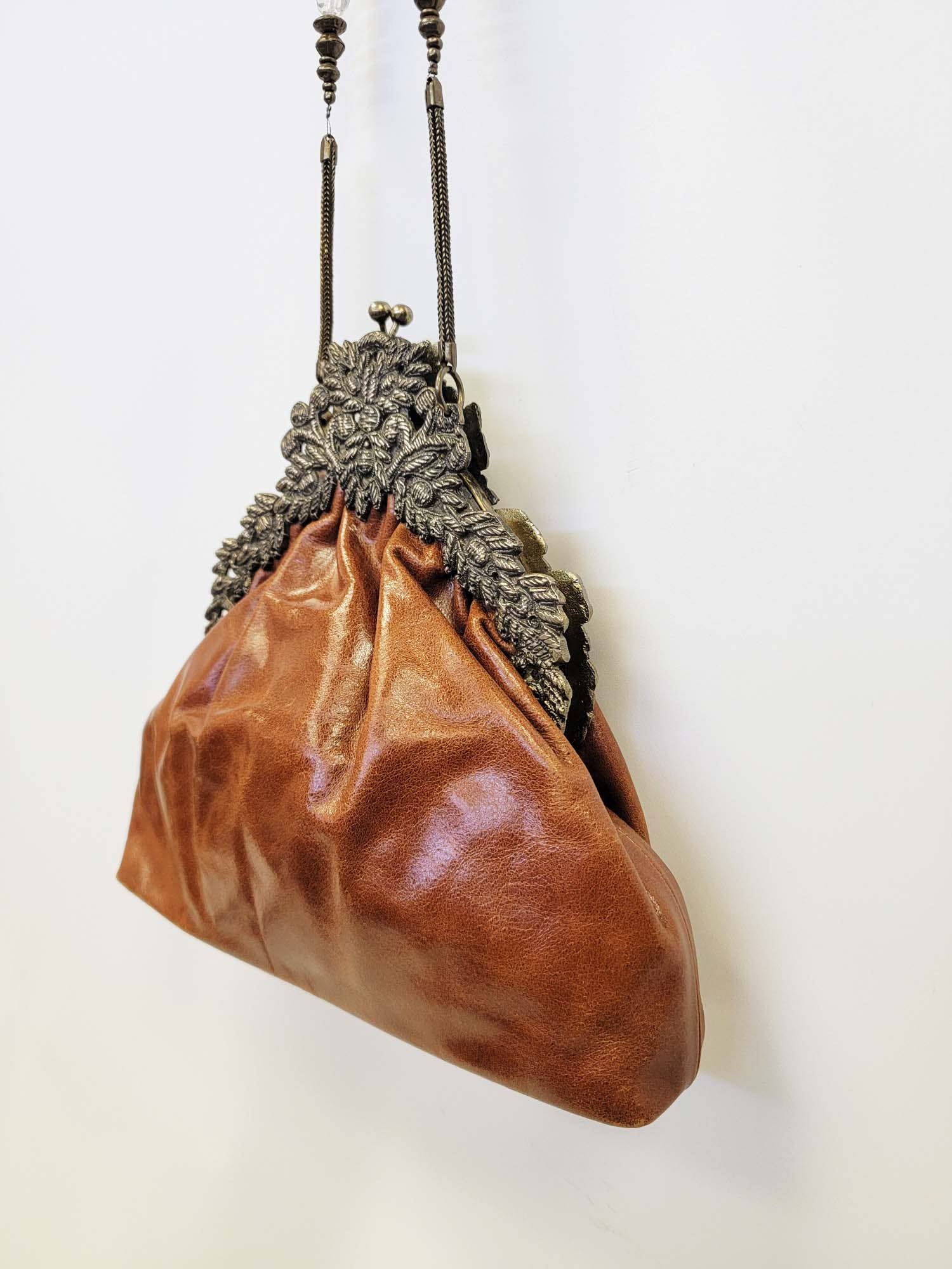 Ricki designs - Wholesale Crossbody Bag - Women's - VINTAGE LEATHER CLASSIC CROWN1