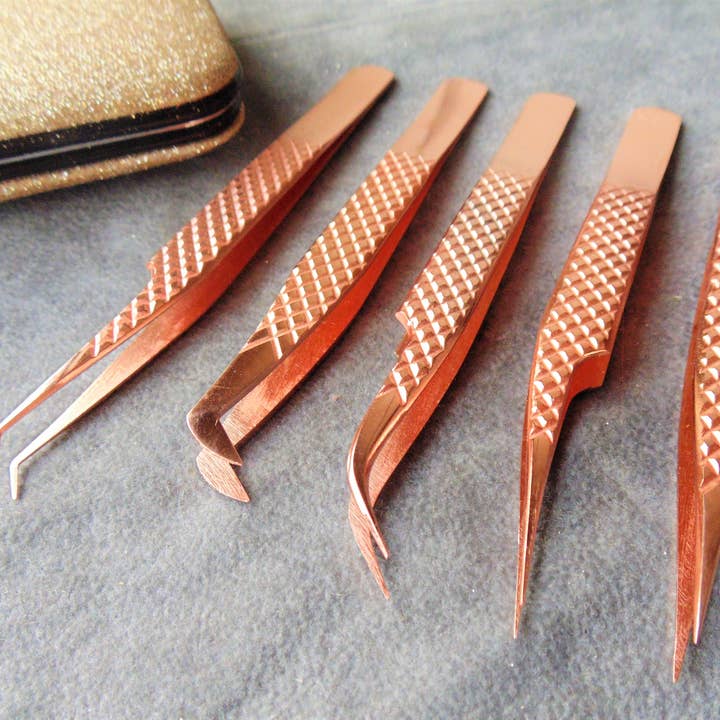 MAYA Cosmetics - Wholesale Tweezers - Eyelash Kit Set Of 52