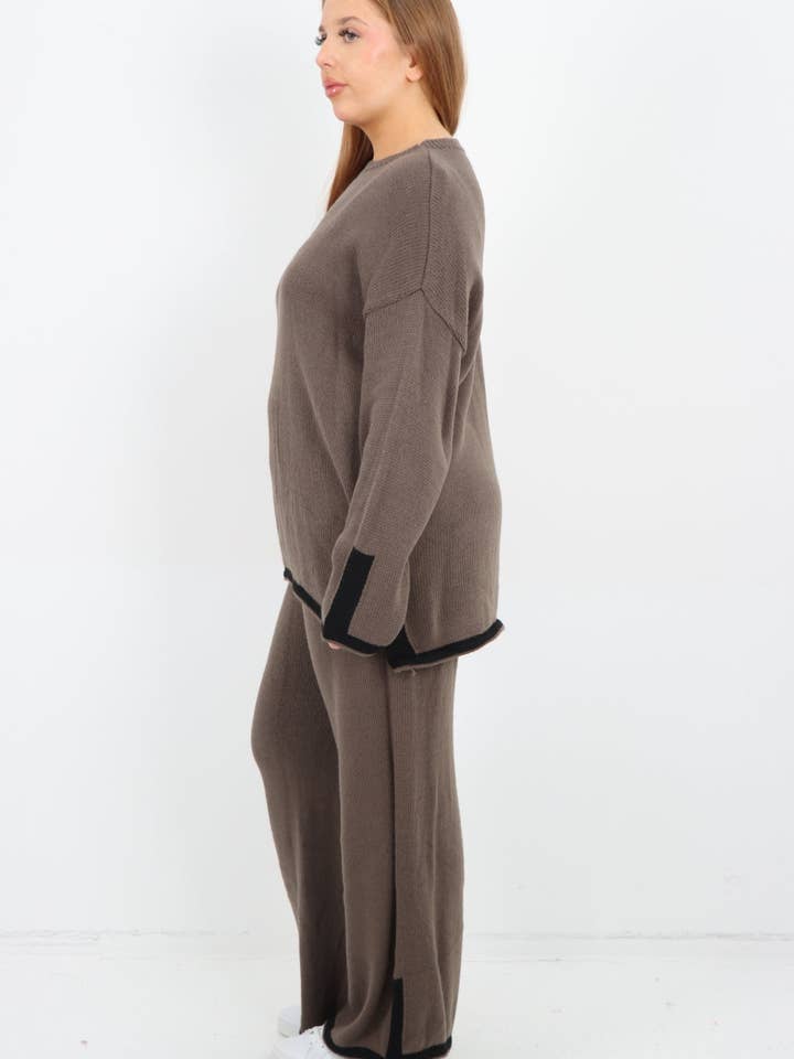 Miss Bold - Wholesale Lounge Set - Women's - Italian Oversized Contrast Trim Knitted Co Ord Set12